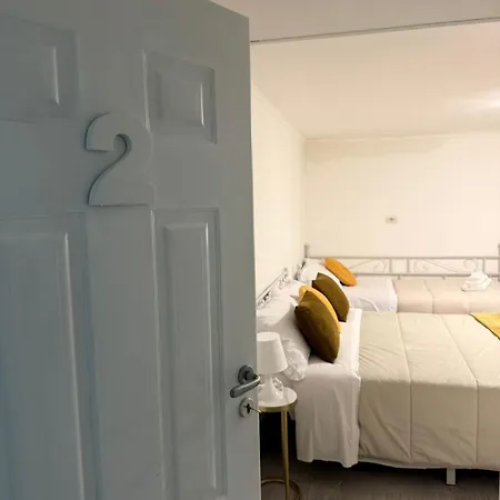 Anthony Frank Guest house Naples