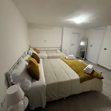 Anthony Frank Guest house Naples